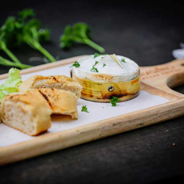 Creamy Camembert with garlic, rosemary and cranberry with hand-made focaccia (v)